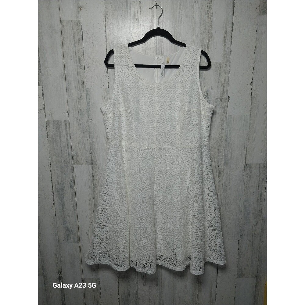 NY Collection Women's White Crochet Overlay Midi Dress Size 1X